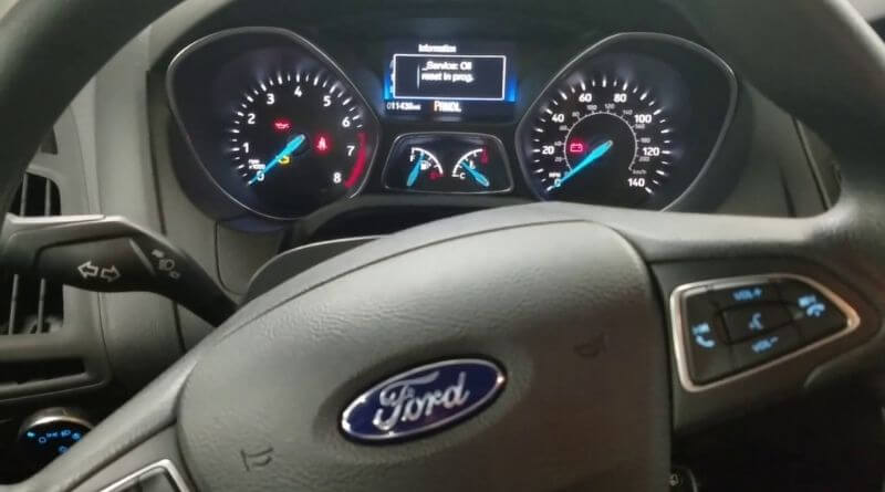 2016 Ford Focus Oil Light Reset
