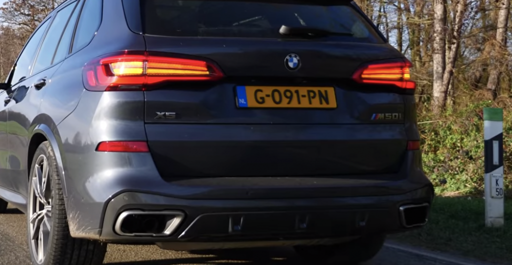 BMW x5 trunk light